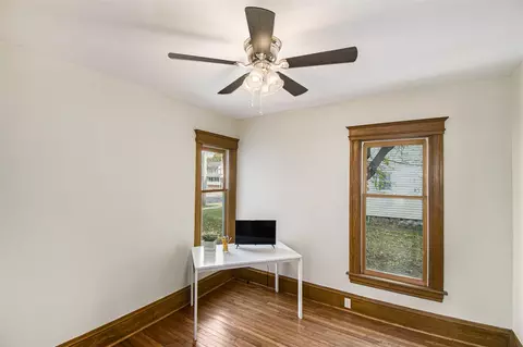 1811 E Ganson, Jackson, MI 49202 photo 16