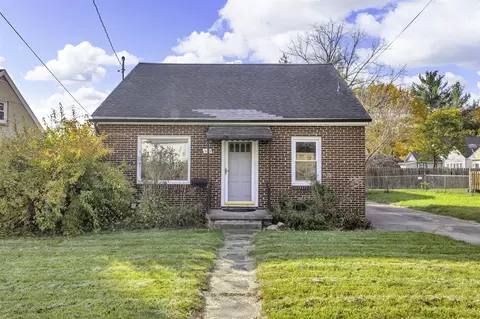 503 Bloomfield, Jackson, MI 49203