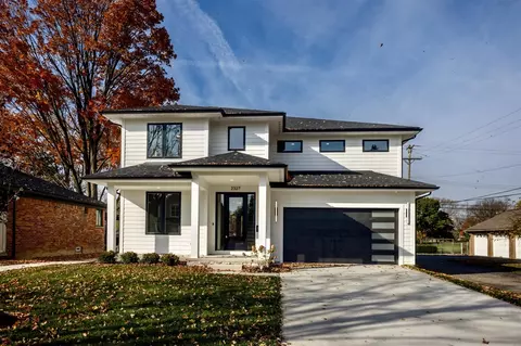 2327 N Vermont, Royal Oak, MI 48073