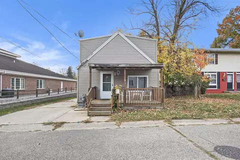 2163 Galewood, Wyoming, MI 49509