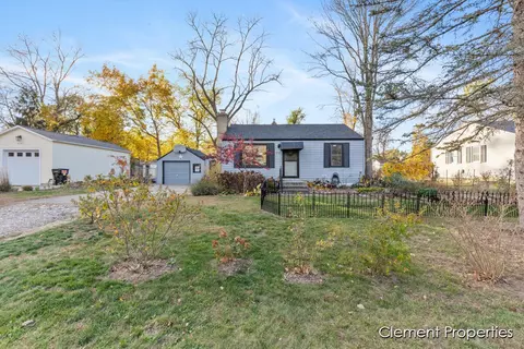 3747 Miramar, Grand Rapids, MI 49525