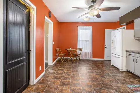 Entry Way - 495 Grove, Constantine, MI 49042 photo 2 of 2