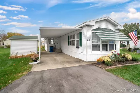 155 E 48th #28, Holland, MI 49423