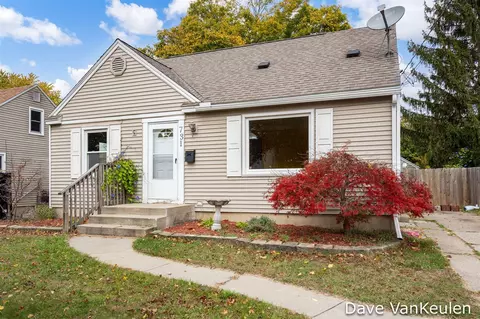 731 Everglade, Grand Rapids, MI 49507