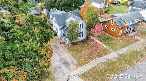 2141 Harrison, Muskegon, MI 49441