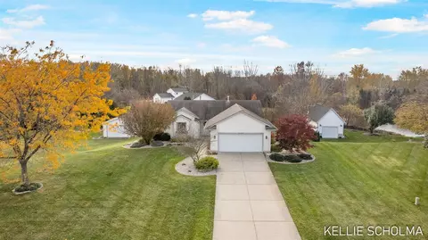 6136 Groen, Allendale, MI 49401