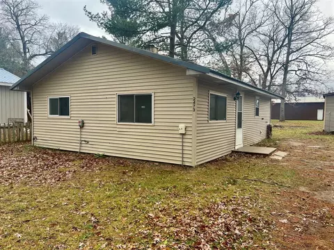 2473 W Northland, Baldwin, MI 49304