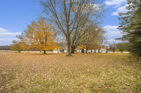 41936 70th, Covert, MI 49043 photo 9