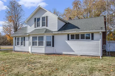 41936 70th, Covert, MI 49043 photo 5