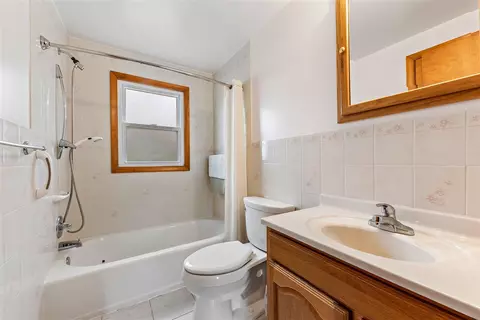 Bath - 5 Pine, Three Oaks, MI 49128 photo 1 of 1