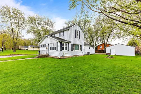 Exterior - 5 Pine, Three Oaks, MI 49128 photo 3 of 9