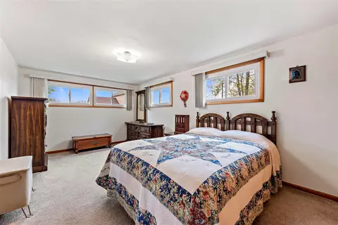 Bedroom - 5 Pine, Three Oaks, MI 49128 photo 1 of 4