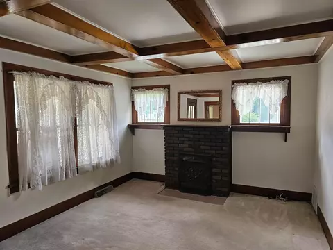 Living - 1236 Longfellow, Jackson, MI 49202 photo 1 of 1