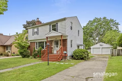 2506 Chatham, Lansing, MI 48910