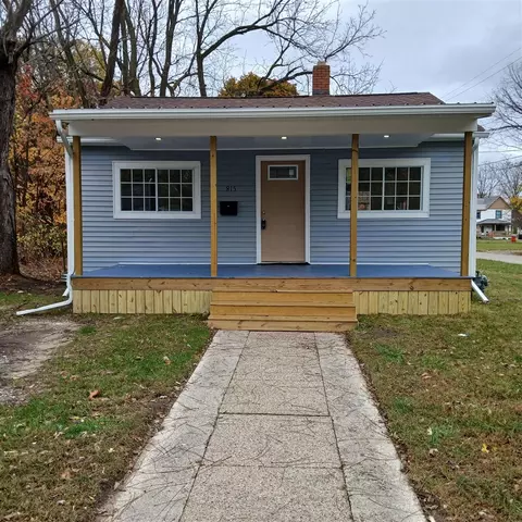 815 Pitkins, Benton Harbor, MI 49022