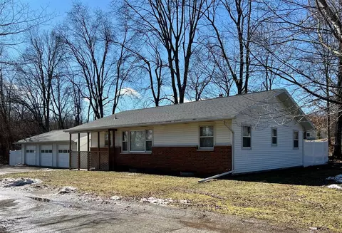 15289 Millard, Three Rivers, MI 49093
