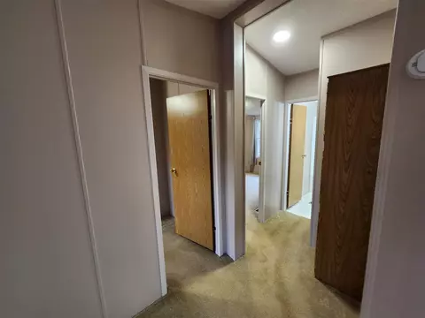 Entry Way - 255 E Skyline, Roscommon, MI 48653 photo 5 of 6