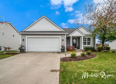 10296 Summerwood, Zeeland, MI 49464