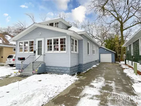 889 Fleming, Muskegon, MI 49442