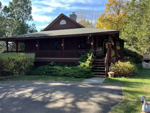 4259 Hagar Shr, Coloma, MI 49038