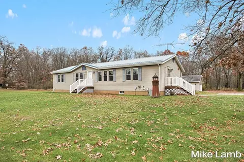 10390 S Oak, Grant, MI 49327