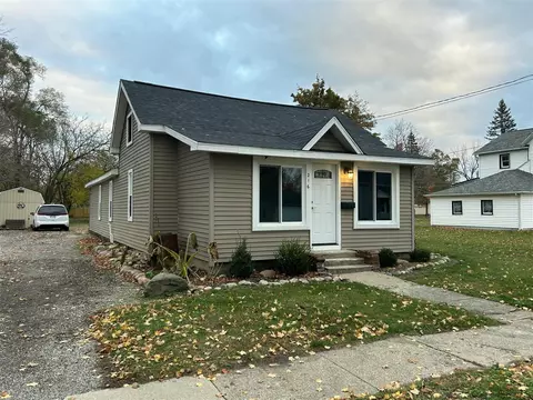 216 Buchanan, Bronson, MI 49028