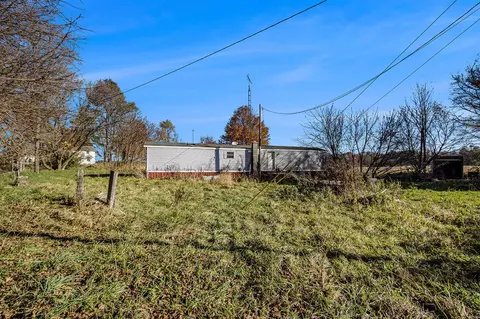 Exterior - 50310 Chamberlain Rd, Marcellus, MI 49067 photo 5 of 8