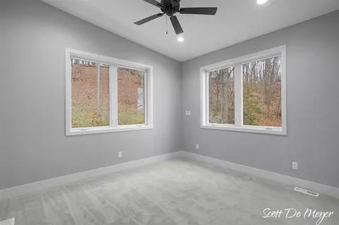 Bedroom - 7116 Larned, Belding, MI 48809 photo 3 of 9