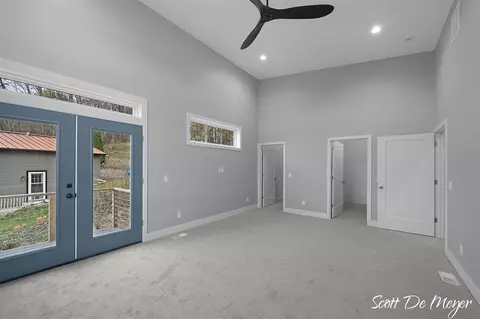 Bedroom - 7116 Larned, Belding, MI 48809 photo 8 of 9