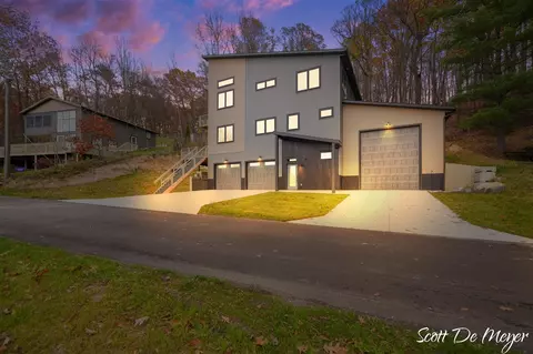 7116 Larned, Belding, MI 48809