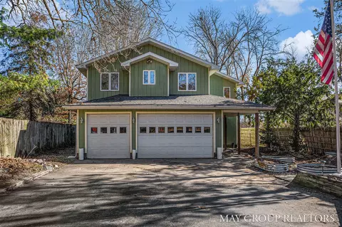 1735 Edwin, Wayland, MI 49348