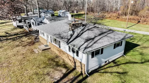 View/Area - 381 Cedar Lk, Marshall, MI 49068 photo 5 of 8