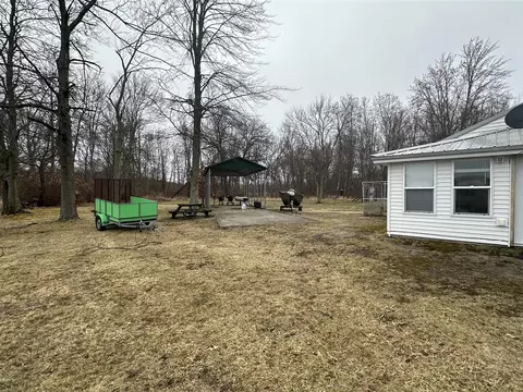 Exterior - 381 Cedar Lk, Marshall, MI 49068 photo 13 of 14