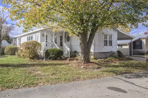 155 E 48th #7, Holland, MI 49423