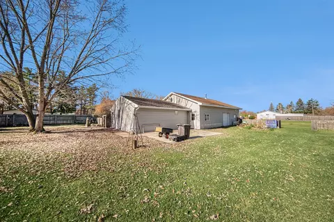 Exterior - 9238 Cady, Jackson, MI 49201 photo 3 of 4