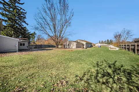 Exterior - 9238 Cady, Jackson, MI 49201 photo 4 of 4