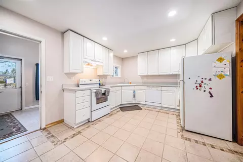 Kitchen - 9238 Cady, Jackson, MI 49201 photo 1 of 1