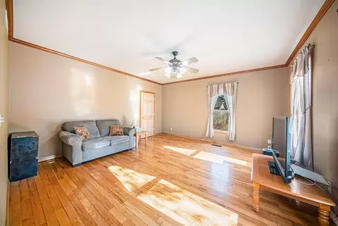 Living - 9238 Cady, Jackson, MI 49201 photo 2 of 2