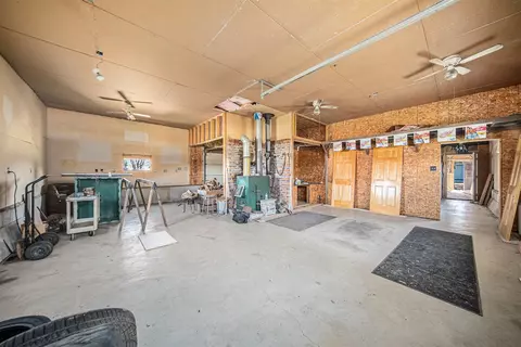 Entry Way - 9238 Cady, Jackson, MI 49201 photo 4 of 4