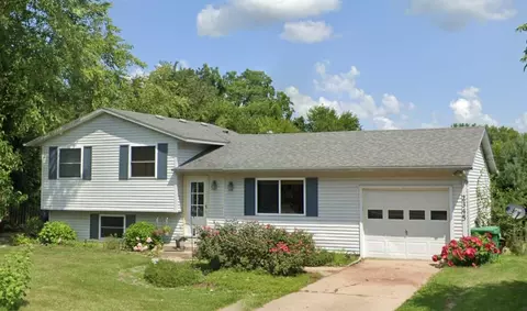 2345 E Glendora, Buchanan, MI 49107