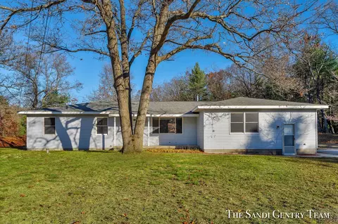 1996 White Lk, Whitehall, MI 49461