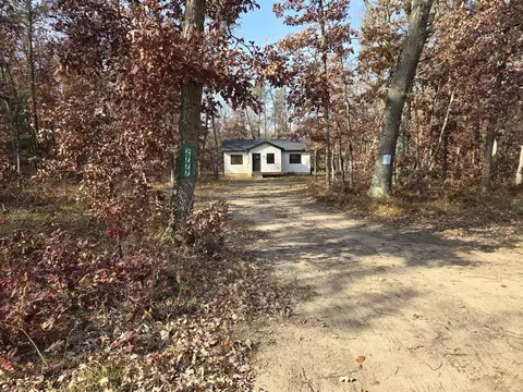 Exterior - 2777 S Dexter Rd, Baldwin, MI 49304 photo 3 of 4