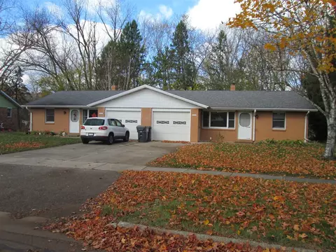 2553 Demorrow, Stevensville, MI 49127