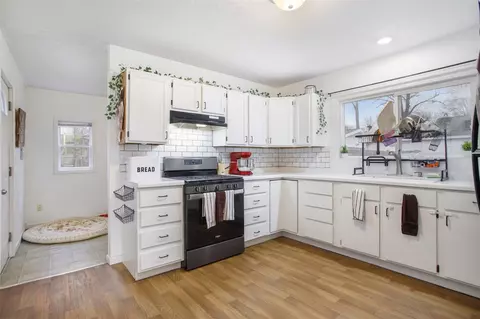 611 E Three, Three Rivers, MI 49093 photo 10