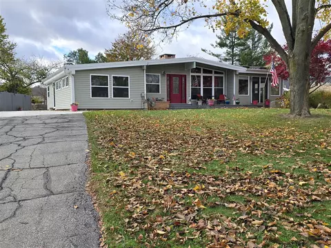 2460 Steamburg, Hillsdale, MI 49242