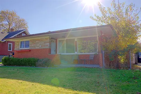 16142 Frazho, Roseville, MI 48066