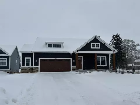 10027 Strawberry, Zeeland, MI 49464