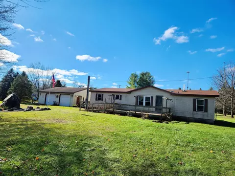 8405 N Six Lks, Six Lakes, MI 48886