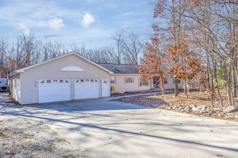 860 Washington, White Cloud, MI 49349