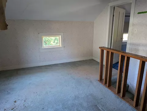 Bedroom - 6651 Berrien, Eau Claire, MI 49111 photo 4 of 4